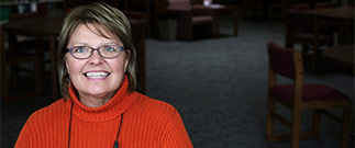 Cindy Bloom, Financial Aid Assistant