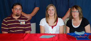 Hillsboro's Kayla Deatley Signs with SSCC Patriots