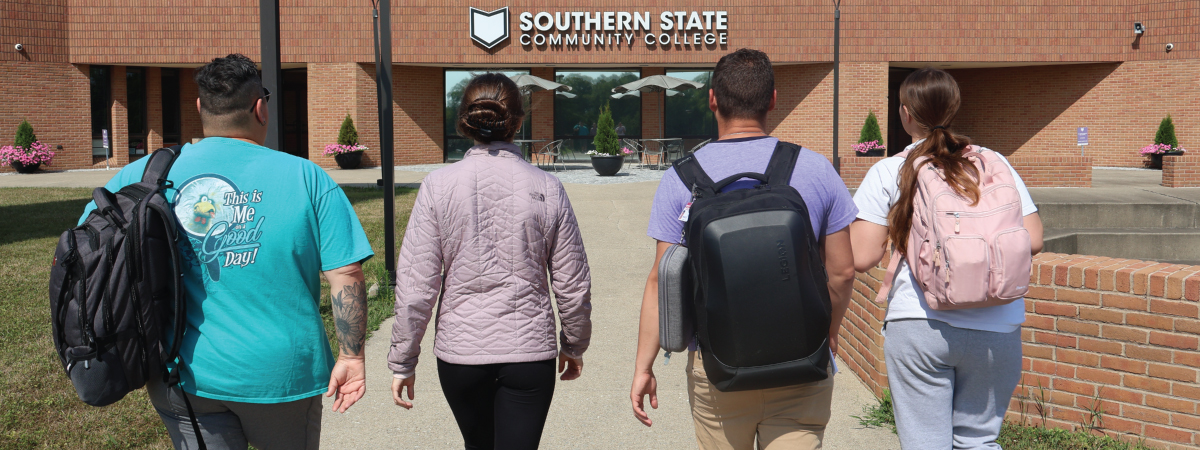 Students walking into Southern State