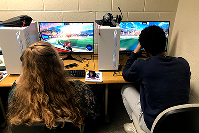 Students in the Esports Lab