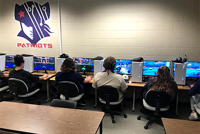 Students in the Esports Lab